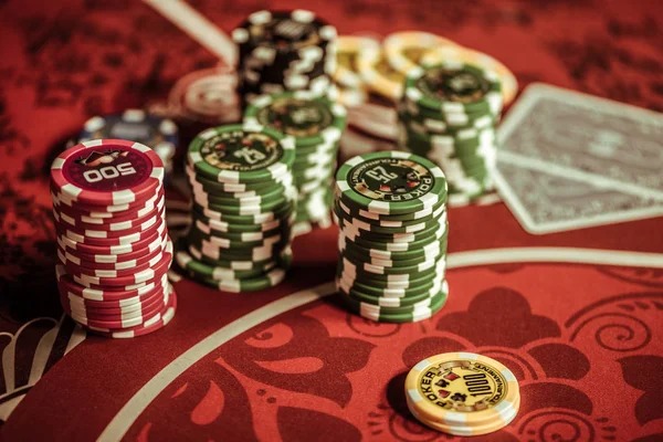 Expanded market view showing set and game options Set and game betting options